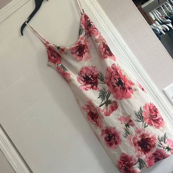NWT Express Floral Dress-Small - Picture 2 of 5